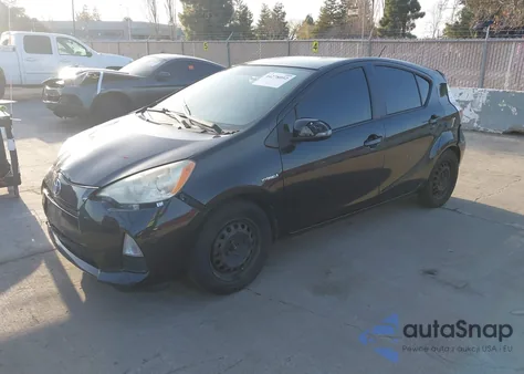 2013 Toyota Prius C Two from USA, damaged, VIN JTDKDTB38D1530951